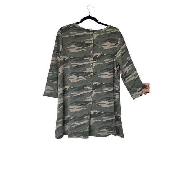 Coin 1804 Camo 3/4 Sleeve Top - Picture 6 of 8
